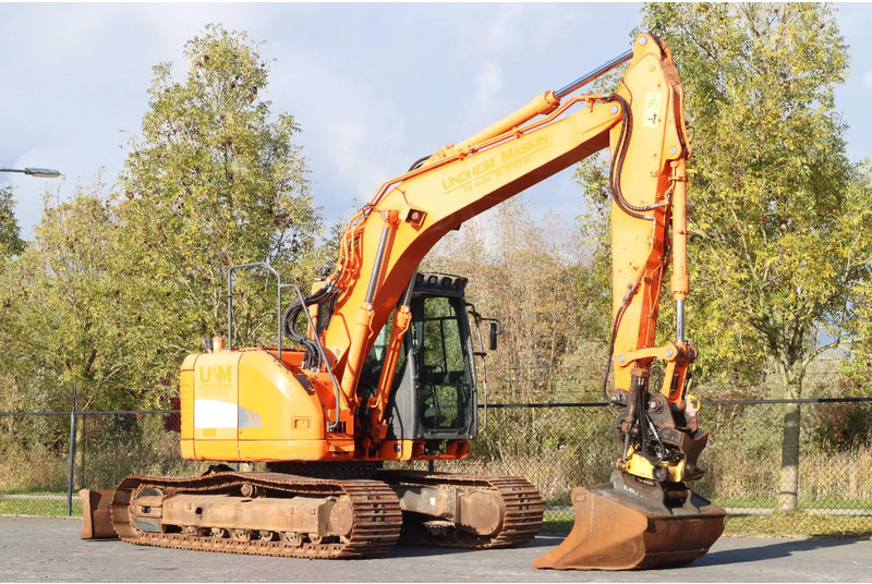 Doosan DX140LCR-3 | DX 140 LCR-3 | TILT ROTATOR | BUCKET | DOZERBLADE - Pelle sur chenille: photos 5 Doosan DX140LCR-3 | DX 140 LCR-3 | TILT ROTATOR | BUCKET | DOZERBLADE - Pelle sur chenille: photos 5