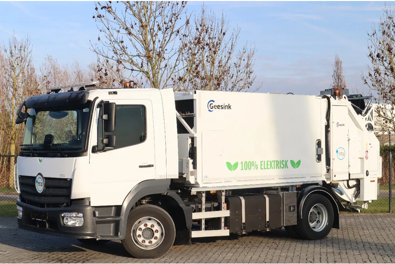 EMOSS ATEGO 1313 | FULL ELECTRIC | GEESINK | EXCELLENT CONDITION - Benne à ordures ménagères: photos 1 EMOSS ATEGO 1313 | FULL ELECTRIC | GEESINK | EXCELLENT CONDITION - Benne à ordures ménagères: photos 1