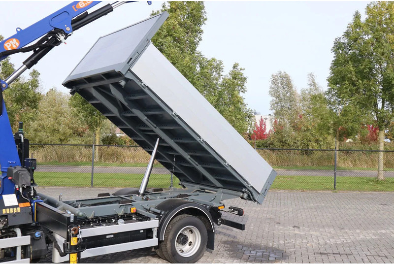 Utilitaire benne FUSO Canter 7C18 | 4X2 | 3-WAY TIPPER | PM 6.5 KRAN /CRANE: photos 12