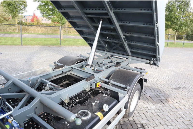 Utilitaire benne FUSO Canter 7C18 | 4X2 | 3-WAY TIPPER | PM 6.5 KRAN /CRANE: photos 13