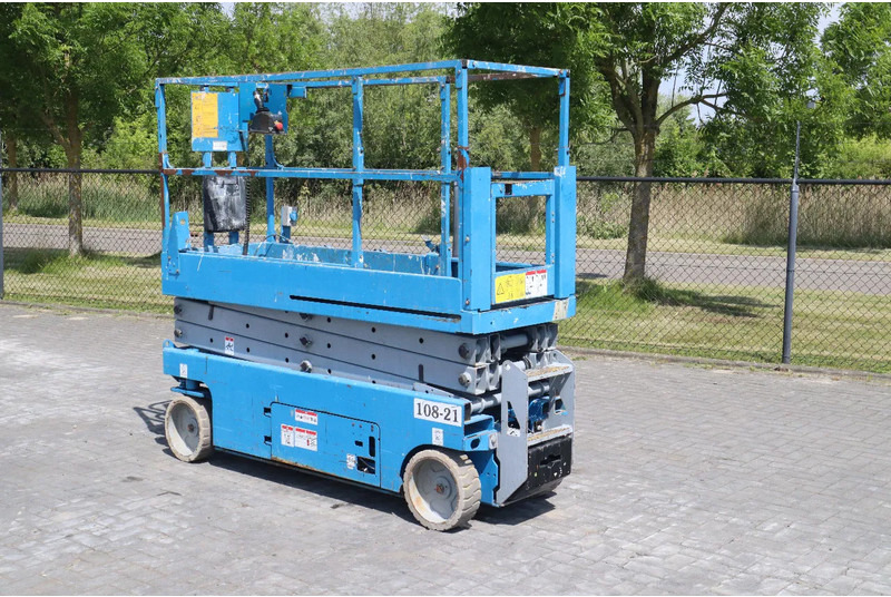 Genie GS-2032 | 8 METER | 363 KG - Nacelle ciseaux: photos 2 Genie GS-2032 | 8 METER | 363 KG - Nacelle ciseaux: photos 2