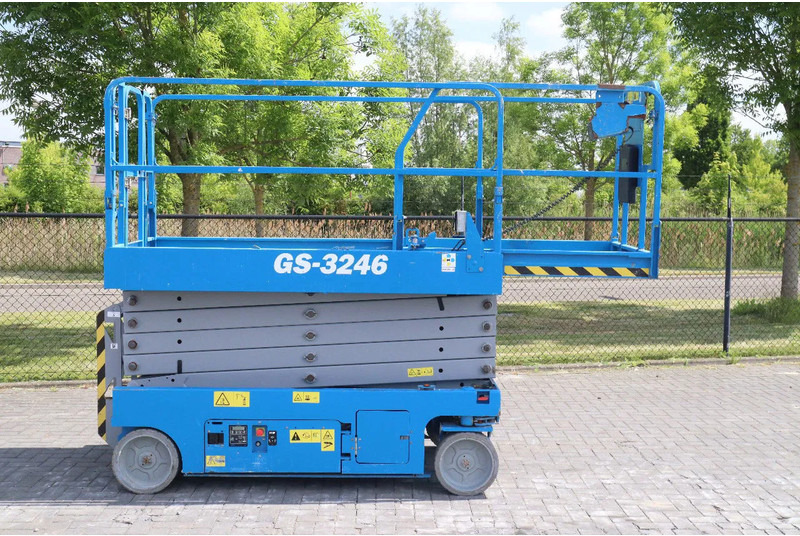 Genie GS-3246 | 12 METER | 318 KG - Nacelle ciseaux: photos 4 Genie GS-3246 | 12 METER | 318 KG - Nacelle ciseaux: photos 4