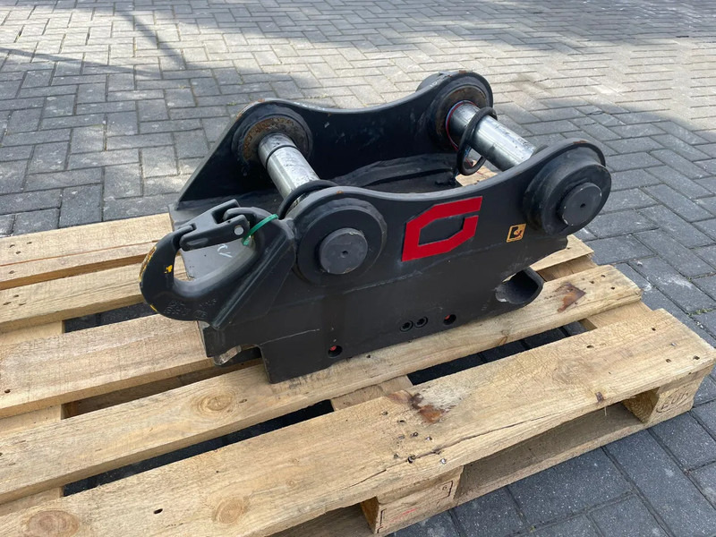 Gjerstad G60 | QUICK COUPLER | S60 | NEW / UNUSED - Attache rapide pour Engins de chantier: photos 5 Gjerstad G60 | QUICK COUPLER | S60 | NEW / UNUSED - Attache rapide pour Engins de chantier: photos 5