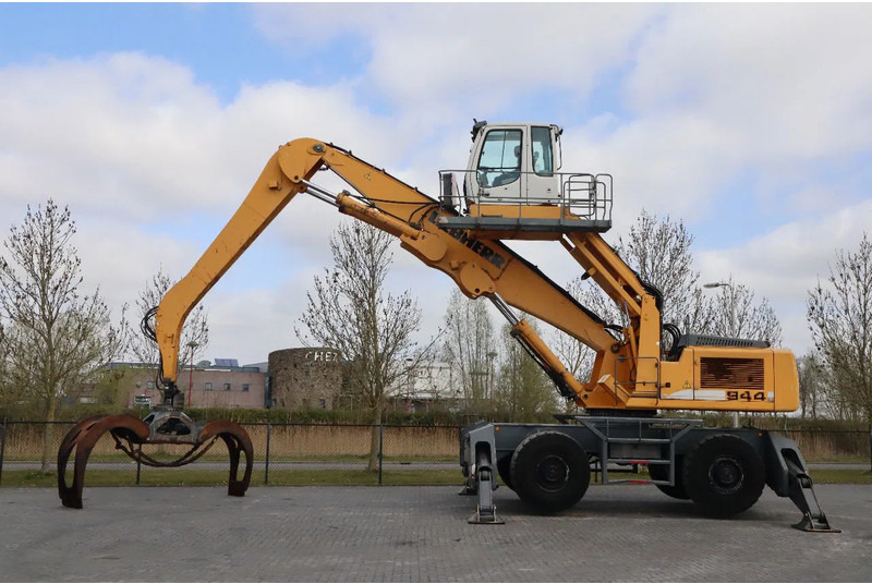 Liebherr A944 C HD | LOG GRAPPLE | HOLZGREIFER | TIMBER - Abatteuse: photos 1 Liebherr A944 C HD | LOG GRAPPLE | HOLZGREIFER | TIMBER - Abatteuse: photos 1