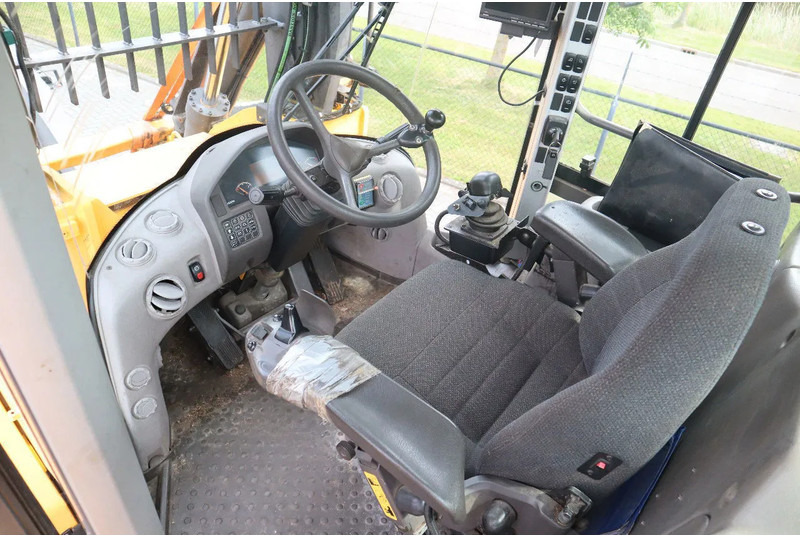 Matériel forestier Volvo L180 F HL | HIGH-LIFT | LOG STACKER | HOLZ GRAPPLE: photos 15