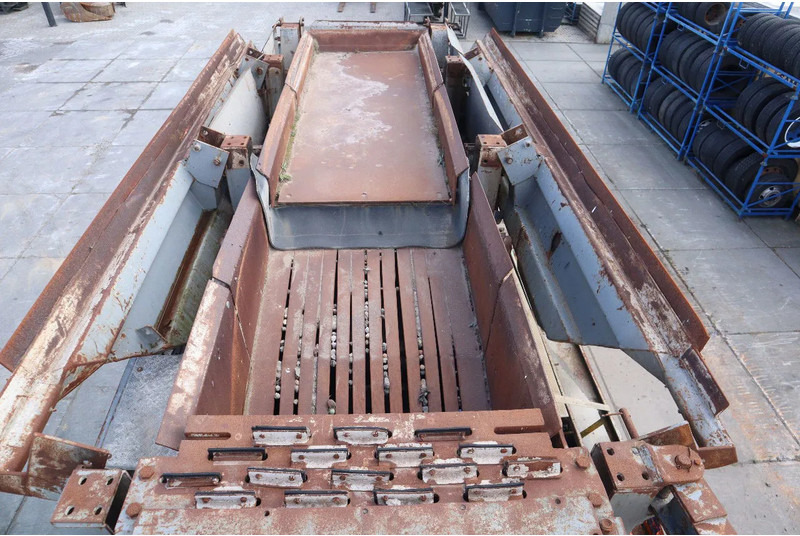 Concasseur mobile SBM REMAX 1218 E/D | REMOTE | CRUSHER | INCL. PARTS CONTAINER: photos 14