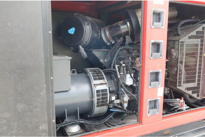 Groupe électrogène SDMO R275 C3 | 275 KVA | 400 V: photos 13