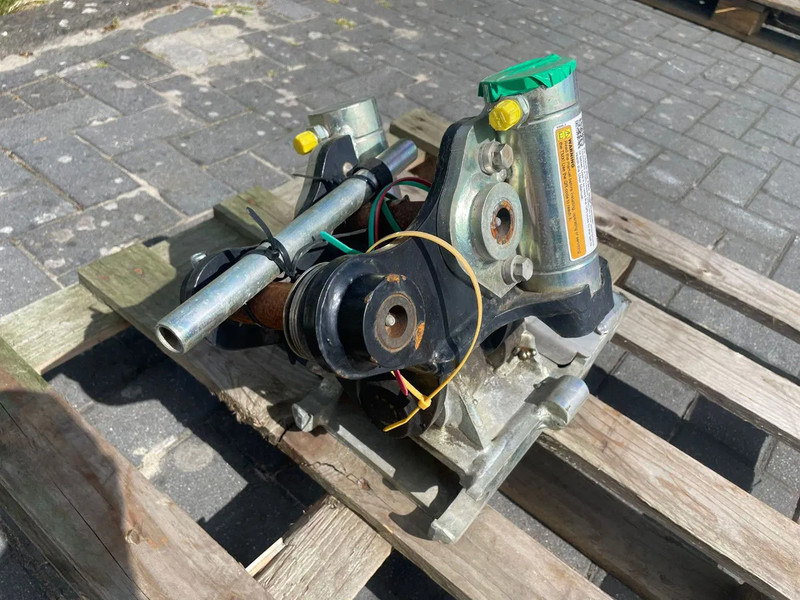 STEELWRIST TMX S30 -180HA | TILT QUICKCOUPLER | TILTING COUPLER | NEW - Tiltrotator pour Engins de chantier: photos 3 STEELWRIST TMX S30 -180HA | TILT QUICKCOUPLER | TILTING COUPLER | NEW - Tiltrotator pour Engins de chantier: photos 3