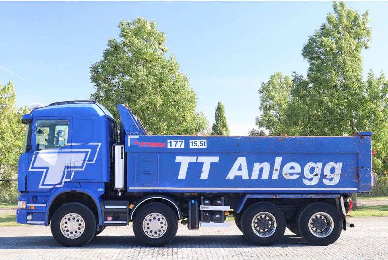 Scania R500 V8 | 8X4 | RETARDER | BIG AXLES | FULL STEEL | EURO 5 - Camion benne: photos 4 Scania R500 V8 | 8X4 | RETARDER | BIG AXLES | FULL STEEL | EURO 5 - Camion benne: photos 4