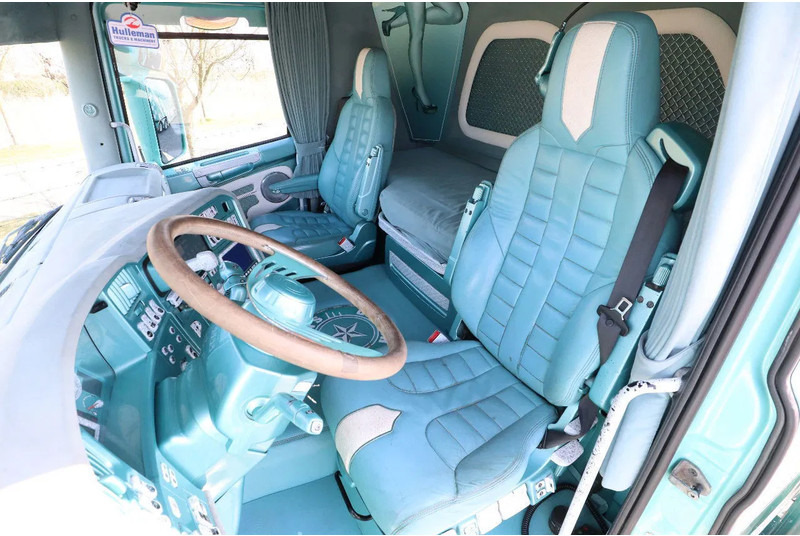 Camion fourgon Scania R560 V8 | BERTHONS HOT ROD | CUSTOM SPECIAL TRUCK: photos 16