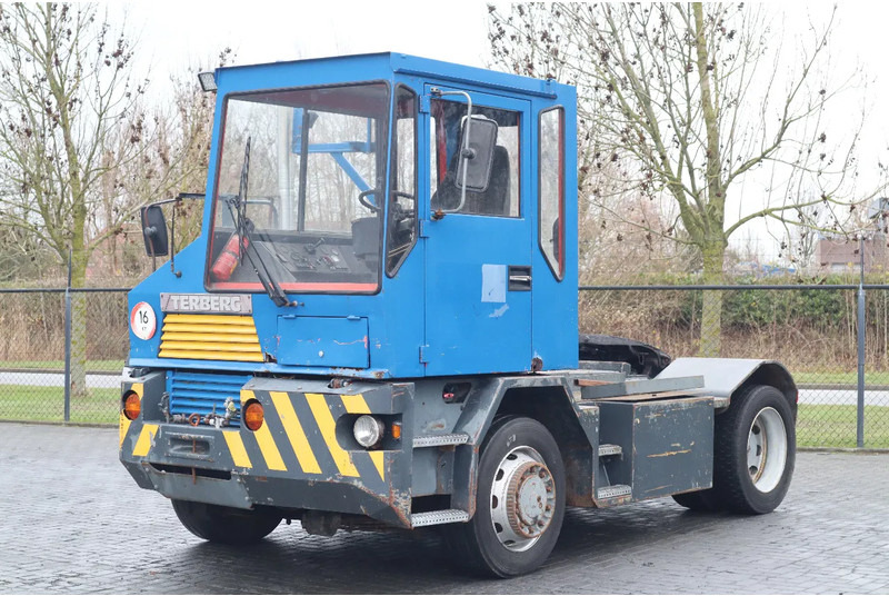 Terberg RT 20 | 4X4 | TERMINAL TRACTOR | DUTCH REG. - Tracteur portuaire: photos 2 Terberg RT 20 | 4X4 | TERMINAL TRACTOR | DUTCH REG. - Tracteur portuaire: photos 2