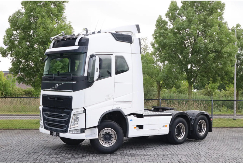 Volvo FH 540 | 6X4 - 6X2 | TANDEMLIFT | 70 TON | HYDR | RETARDER - Tracteur routier: photos 1 Volvo FH 540 | 6X4 - 6X2 | TANDEMLIFT | 70 TON | HYDR | RETARDER - Tracteur routier: photos 1