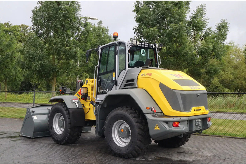 WACKER NEUSON WL95 | NEW - UNUSED | 40 KM/H | FULL OPTION! - Chargeuse sur pneus: photos 3 WACKER NEUSON WL95 | NEW - UNUSED | 40 KM/H | FULL OPTION! - Chargeuse sur pneus: photos 3