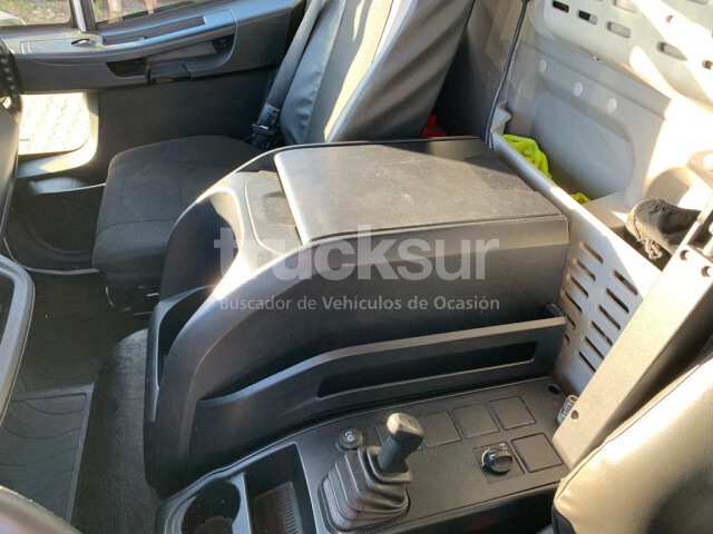 Camion fourgon IVECO EUROCARGO 140E25: photos 10