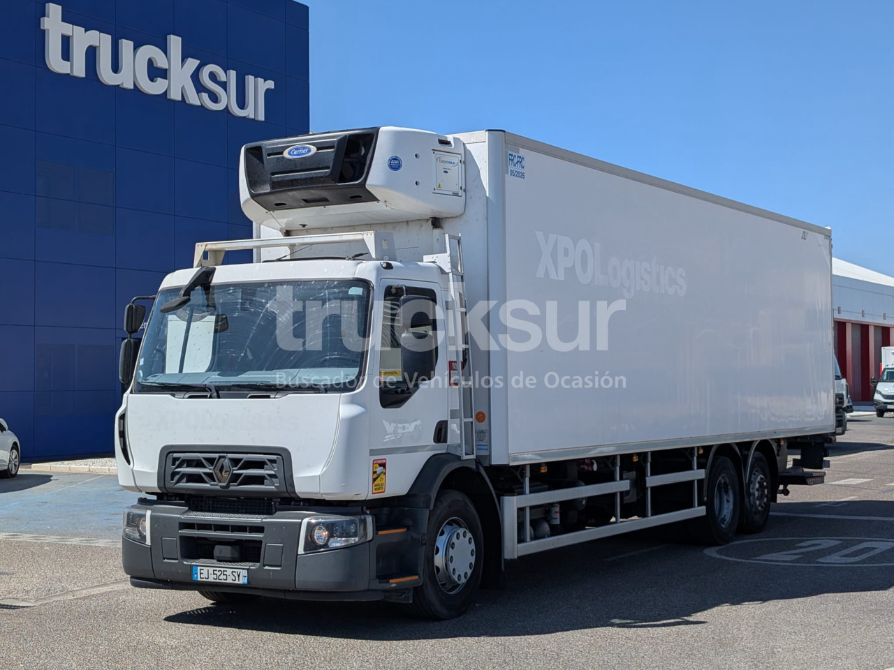 RENAULT D320.26 ejes 6x2*4 - Camion frigorifique: photos 1 RENAULT D320.26 ejes 6x2*4 - Camion frigorifique: photos 1