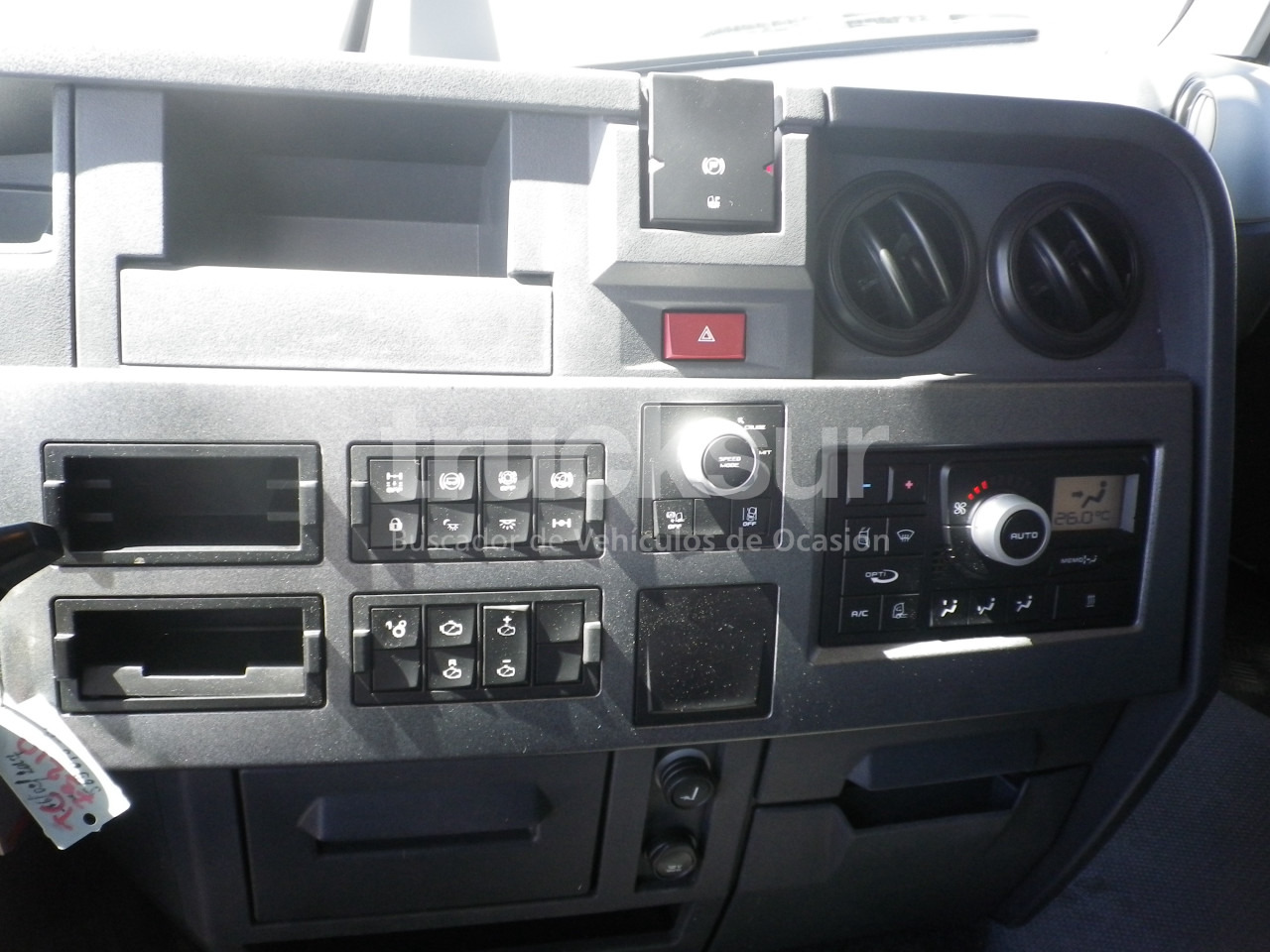 Tracteur routier RENAULT T440 SLEEPER CAB: photos 10