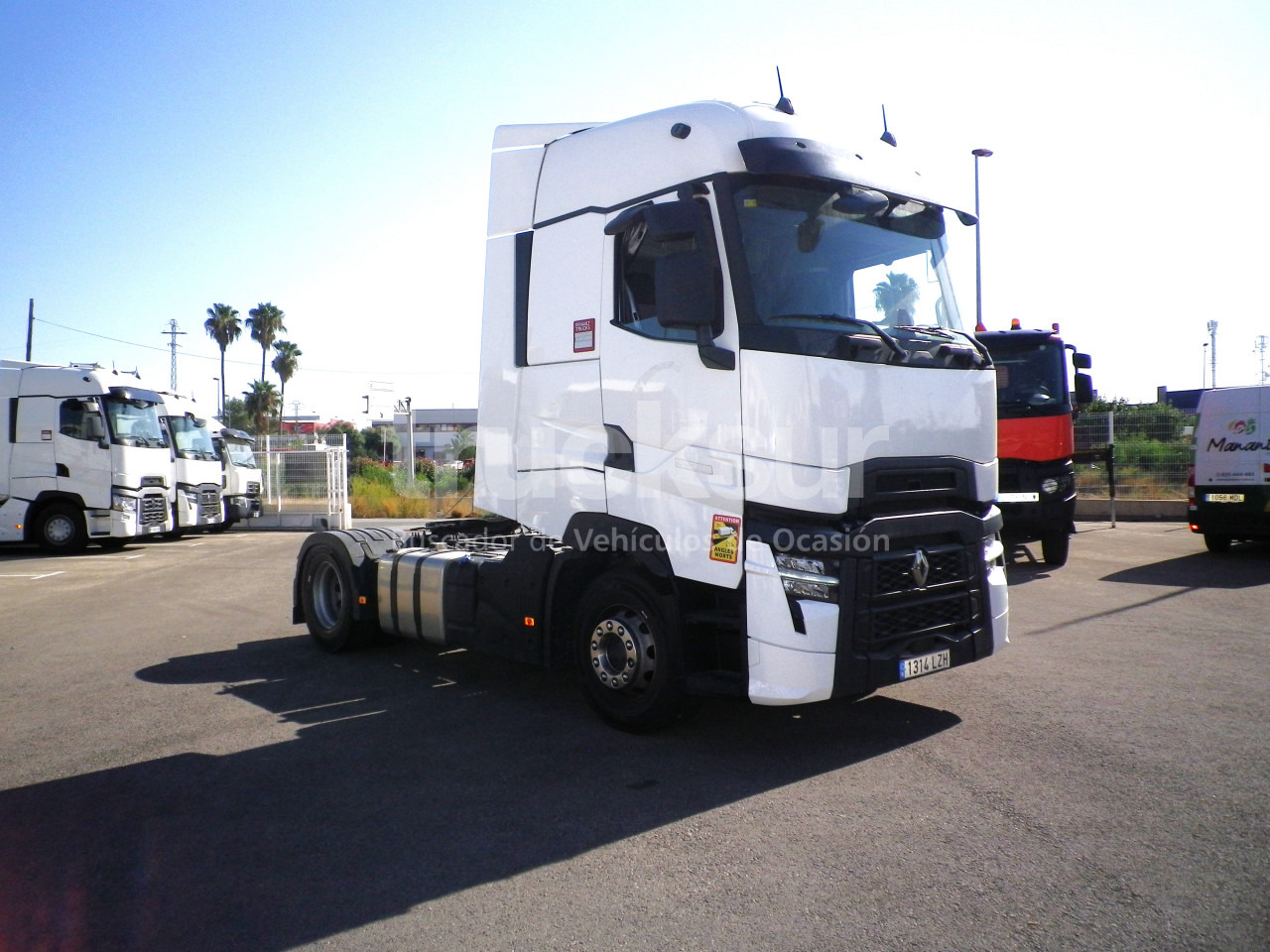 RENAULT T520 HIGH SLEEPER CAB - Tracteur routier: photos 3 RENAULT T520 HIGH SLEEPER CAB - Tracteur routier: photos 3