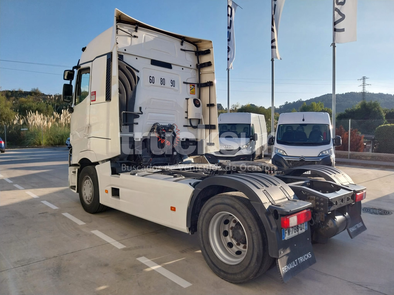 RENAULT T520 HIGH SLEEPER CAB - Tracteur routier: photos 4 RENAULT T520 HIGH SLEEPER CAB - Tracteur routier: photos 4
