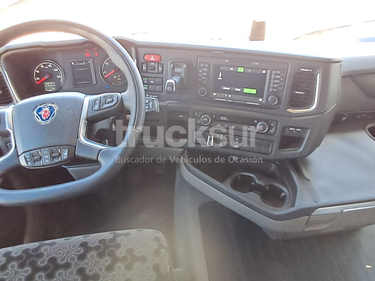SCANIA R450 - Tracteur routier: photos 4 SCANIA R450 - Tracteur routier: photos 4