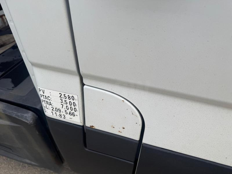 Iveco Daily 35C15 - Utilitaire benne: photos 5 Iveco Daily 35C15 - Utilitaire benne: photos 5
