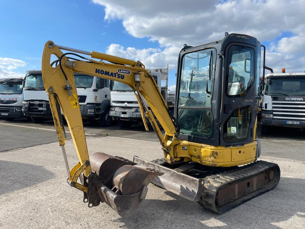 Komatsu PC20R-8 - Mini pelle: photos 2 Komatsu PC20R-8 - Mini pelle: photos 2