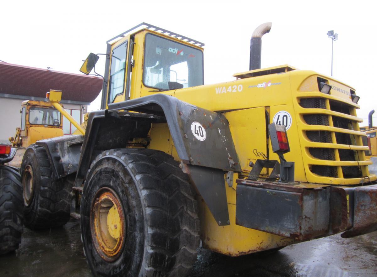 Komatsu WA420-3 active - Chargeuse sur pneus: photos 3 Komatsu WA420-3 active - Chargeuse sur pneus: photos 3