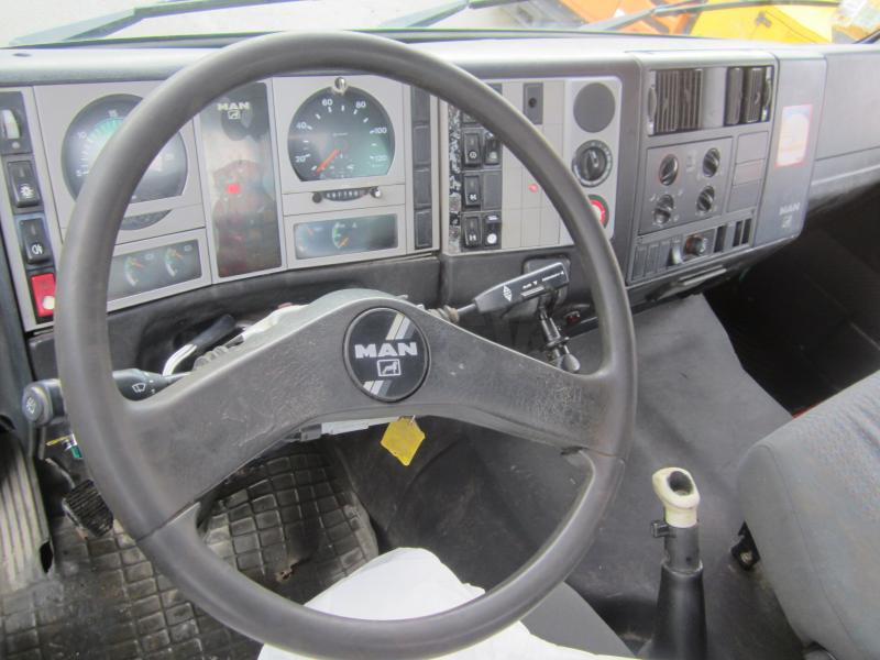 Camion benne MAN 27.414: photos 28