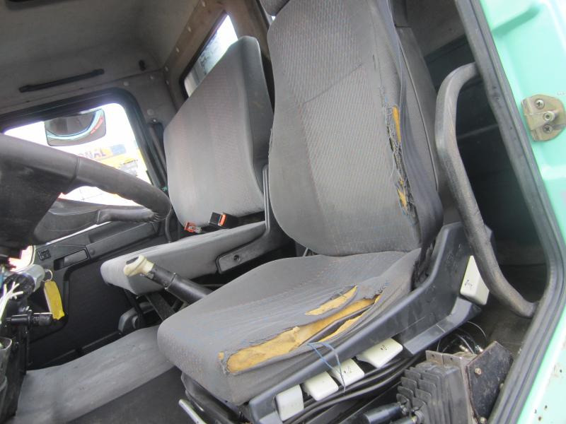 Camion benne MAN 27.414: photos 23