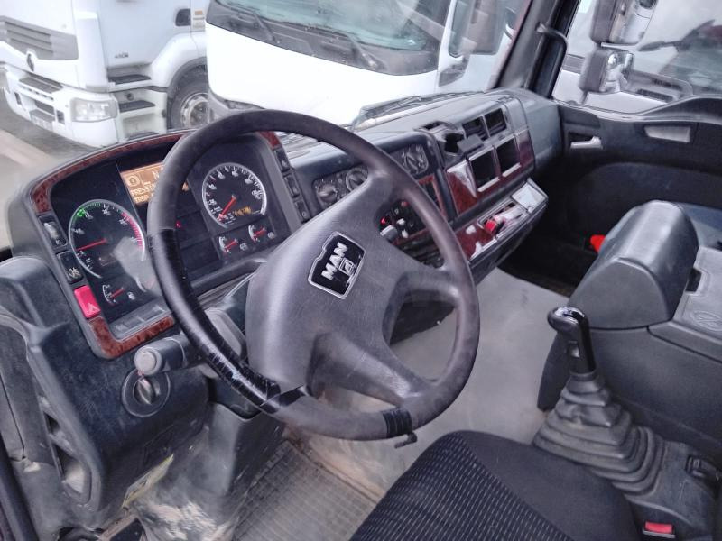 MAN TGA 35.410 - Camion benne: photos 3 MAN TGA 35.410 - Camion benne: photos 3