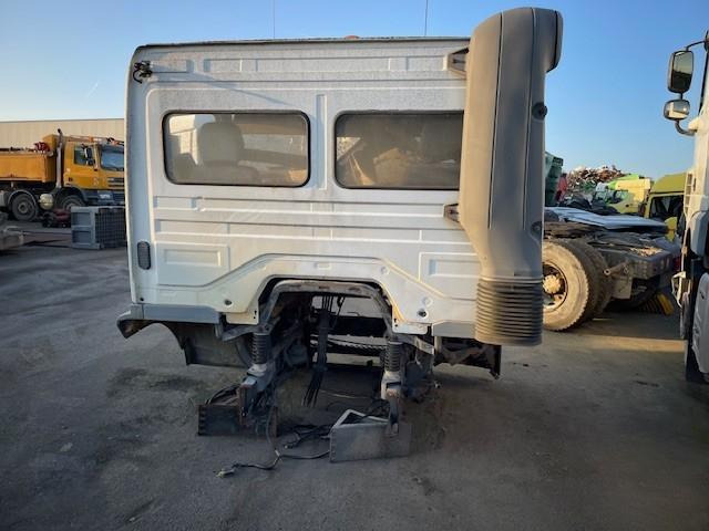 Mercedes ATEGO - Cabine pour Camion: photos 3 Mercedes ATEGO - Cabine pour Camion: photos 3