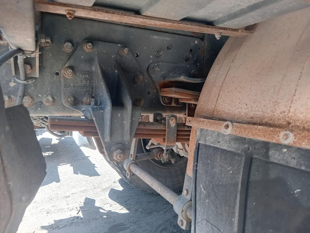Renault Kerax 260 - Camion benne: photos 4 Renault Kerax 260 - Camion benne: photos 4
