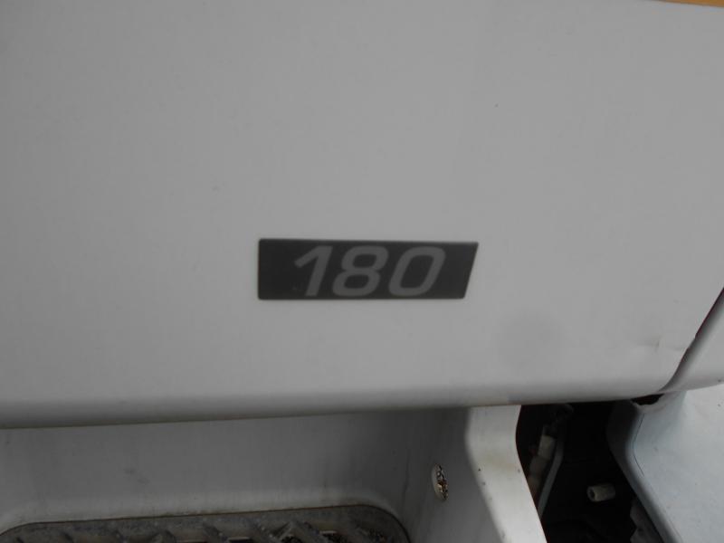 Renault Midlum 180 - Camion à rideaux coulissants: photos 3 Renault Midlum 180 - Camion à rideaux coulissants: photos 3