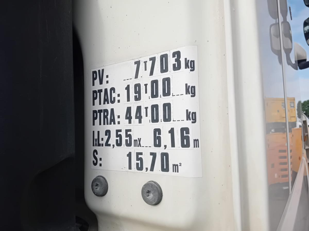 DAF XF 460 - Tracteur routier: photos 5 DAF XF 460 - Tracteur routier: photos 5