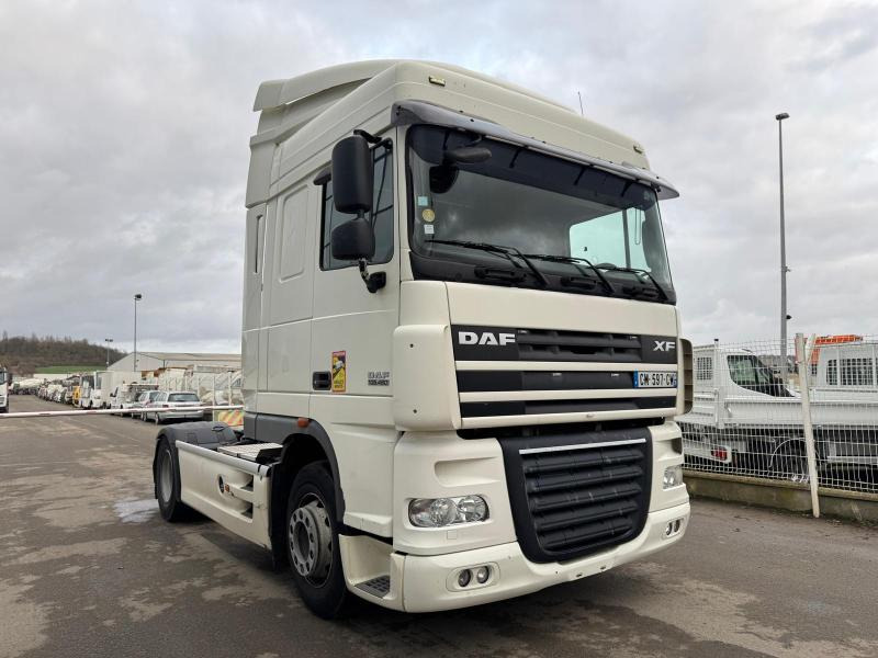 DAF XF105 460 - Tracteur routier: photos 2 DAF XF105 460 - Tracteur routier: photos 2