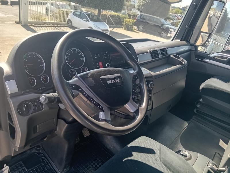 MAN TGX 18.440 - Tracteur routier: photos 3 MAN TGX 18.440 - Tracteur routier: photos 3
