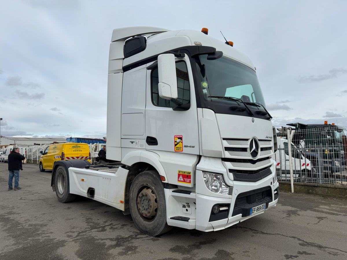 Mercedes Actros 1845 - Tracteur routier: photos 3 Mercedes Actros 1845 - Tracteur routier: photos 3
