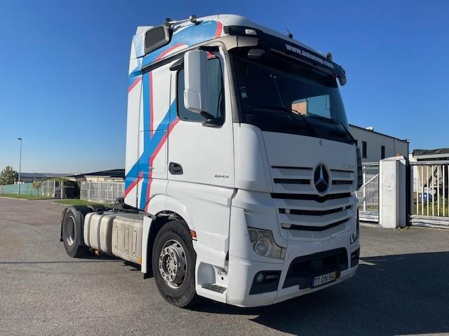 Mercedes Actros 1845 - Tracteur routier: photos 1 Mercedes Actros 1845 - Tracteur routier: photos 1