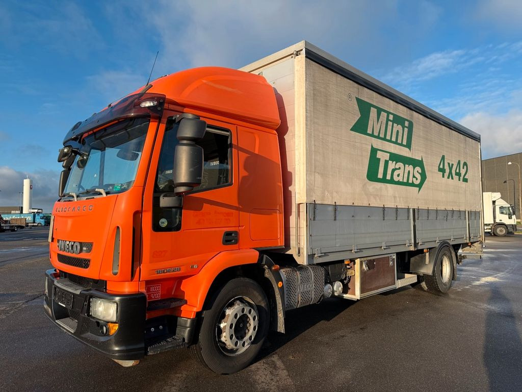 Iveco EuroCargo 180 E28 Euro 6 Freight - Camion à rideaux coulissants: photos 1 Iveco EuroCargo 180 E28 Euro 6 Freight - Camion à rideaux coulissants: photos 1