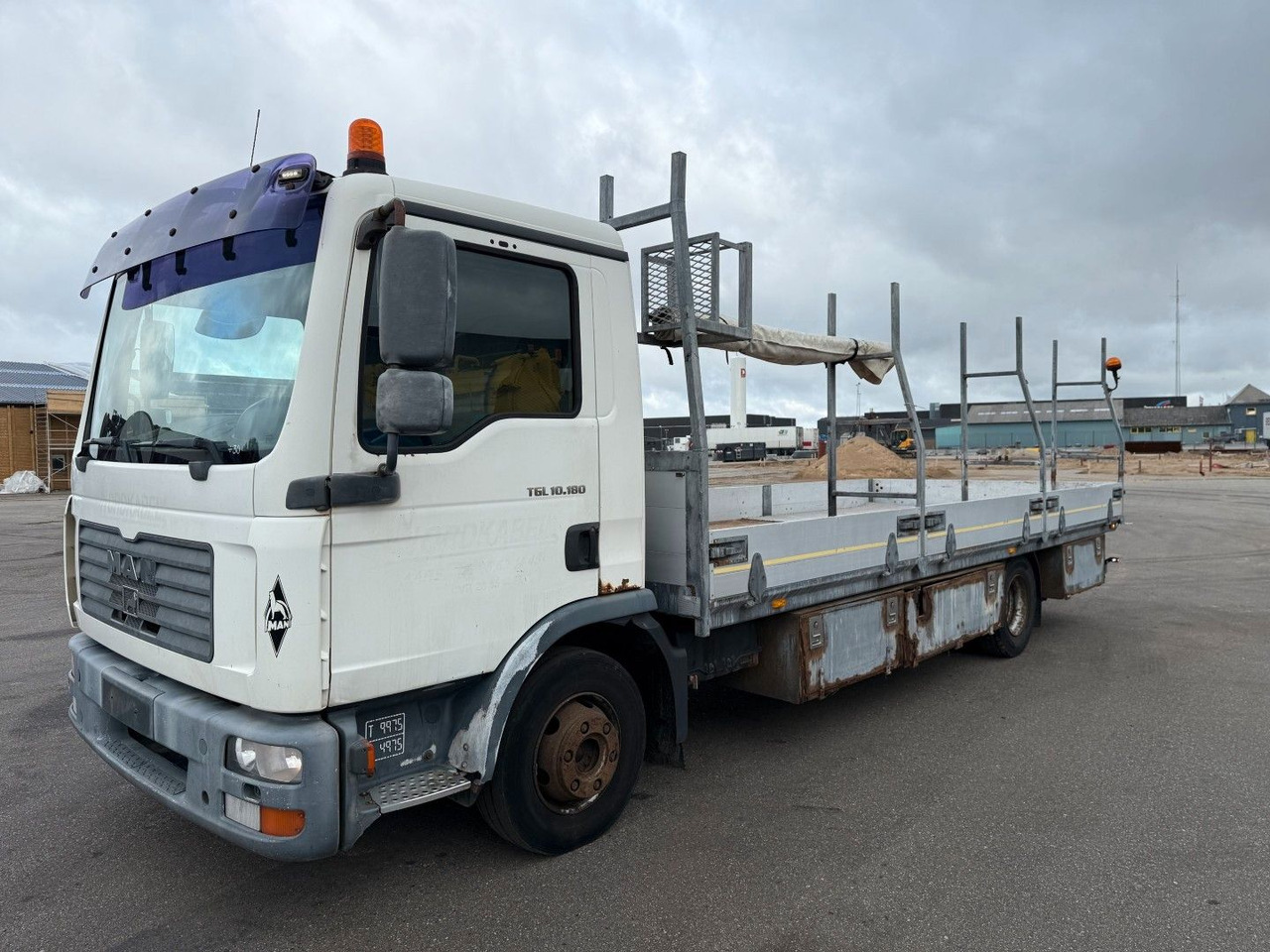 MAN TGL 10.180 4x2 Flatbed 6,,80 m. Euro 3 - Camion plateau: photos 1 MAN TGL 10.180 4x2 Flatbed 6,,80 m. Euro 3 - Camion plateau: photos 1