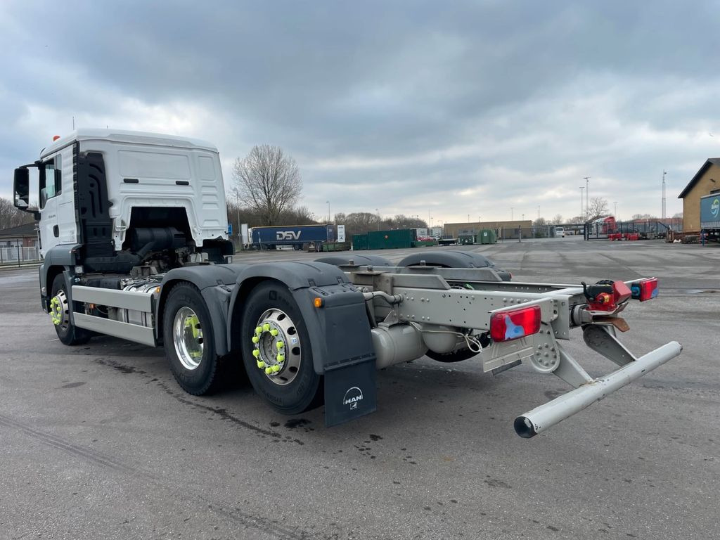 MAN TGS 26.440 6x2*4 ADR Fahrgestell Euro 6 MAN TGS 26.440 6x2*4 ADR Fahrgestell Euro 6 - Châssis cabine: photos 4 MAN TGS 26.440 6x2*4 ADR Fahrgestell Euro 6 MAN TGS 26.440 6x2*4 ADR Fahrgestell Euro 6 - Châssis cabine: photos 4