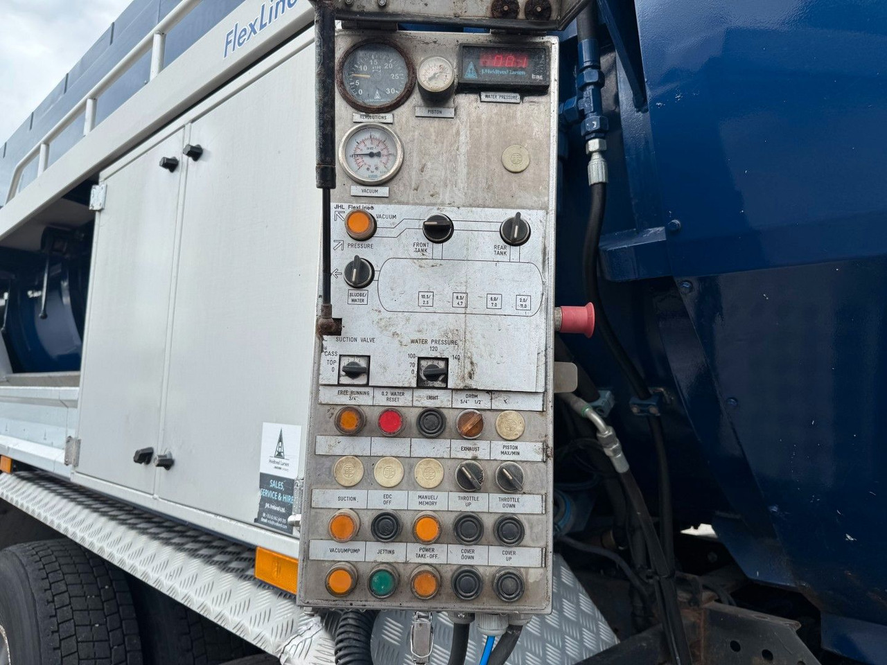 Camion hydrocureur Mercedes-Benz Actros 2636 6x4 RHD Hvidtved Larsen Flexline 312: photos 11