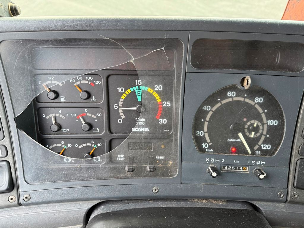 Camion plateau Scania P94/220 4x2 Manuel - Euro 2: photos 9