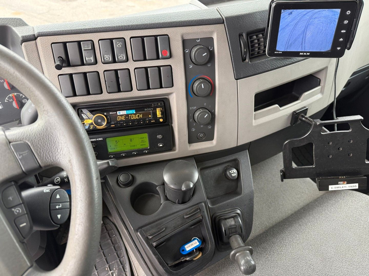 Camion frigorifique Volvo FL290 4x2 Thermo King T1200-R Euro 5: photos 20