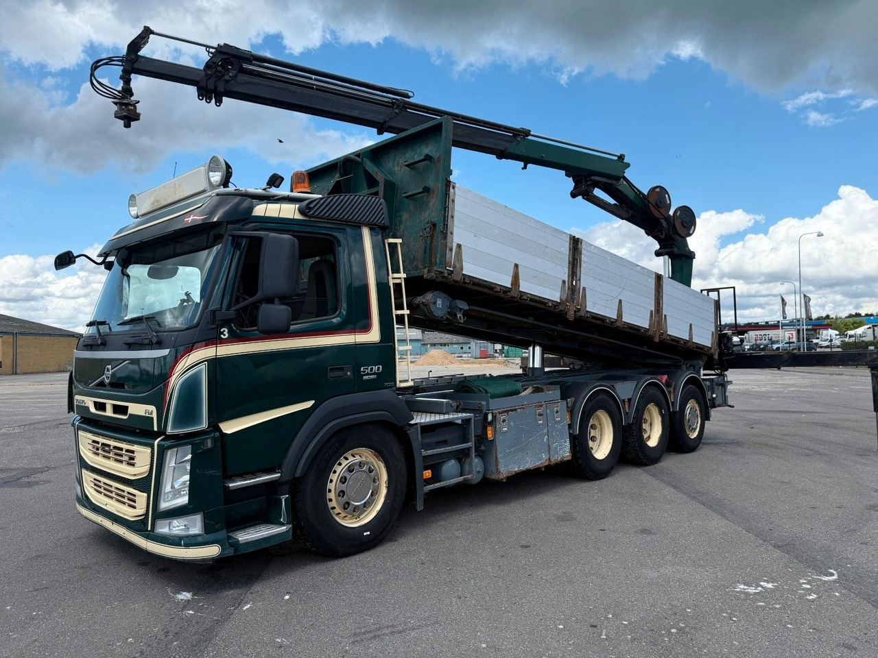 Volvo FM500 8x4*4 Tipper / Crane HMF2620-K5 - Camion benne, Camion grue: photos 1 Volvo FM500 8x4*4 Tipper / Crane HMF2620-K5 - Camion benne, Camion grue: photos 1