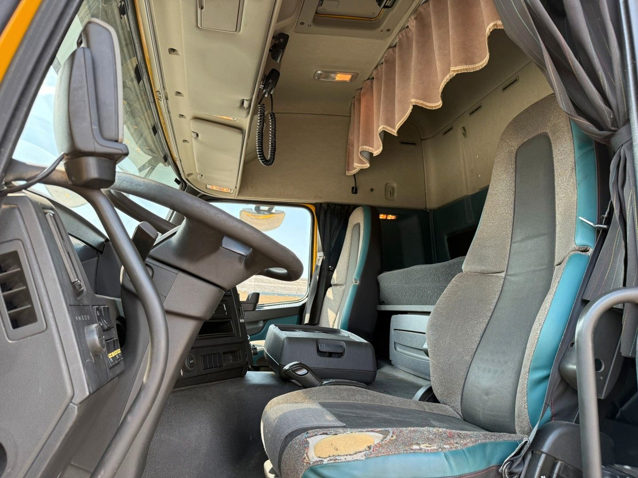 Volvo FMX500 8x4/4 Steel tipper Volvo FMX500 8x4/4 Steel tipper / Kipper - Camion benne: photos 5 Volvo FMX500 8x4/4 Steel tipper Volvo FMX500 8x4/4 Steel tipper / Kipper - Camion benne: photos 5