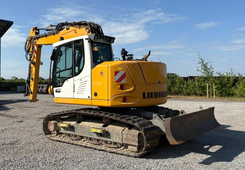 Liebherr R914 Compact Litronic - Pelle sur chenille: photos 1 Liebherr R914 Compact Litronic - Pelle sur chenille: photos 1