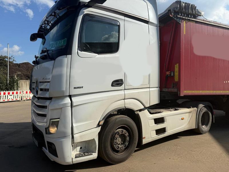 Mercedes Actros 1851 - Tracteur routier: photos 2 Mercedes Actros 1851 - Tracteur routier: photos 2
