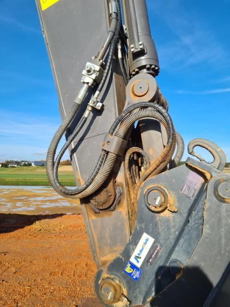 Volvo EC220EL - Pelle sur chenille: photos 5 Volvo EC220EL - Pelle sur chenille: photos 5