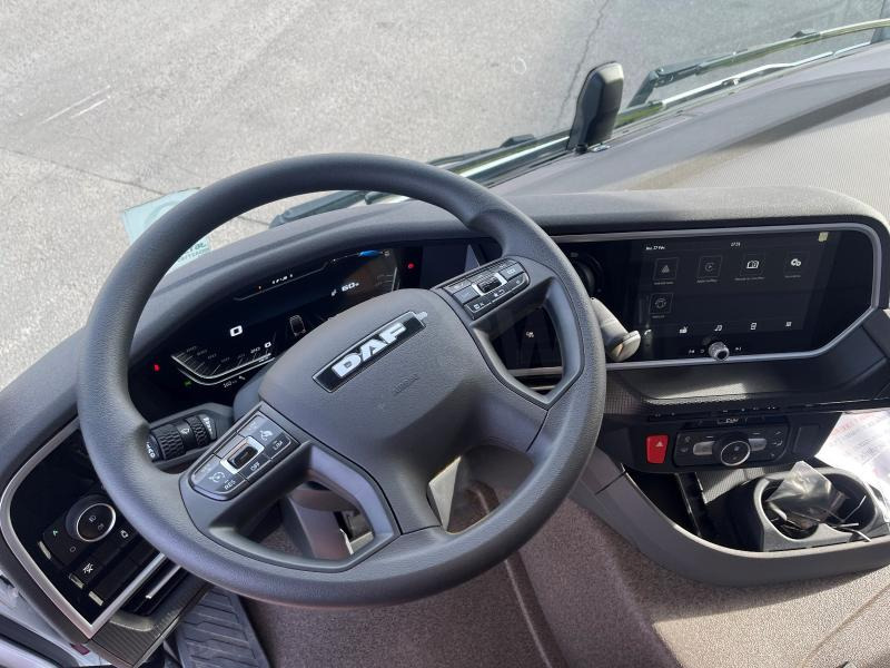 Camion ampliroll neuf DAF XD 450 FAN: photos 9 Camion ampliroll neuf DAF XD 450 FAN: photos 9