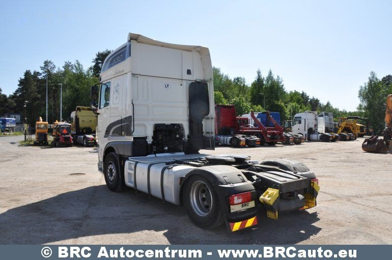 DAF XF 530FT SuperSpaceCab Retarder Euro6 - Tracteur routier: photos 4 DAF XF 530FT SuperSpaceCab Retarder Euro6 - Tracteur routier: photos 4